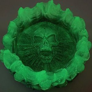 Ashtray (Glow in the dark)